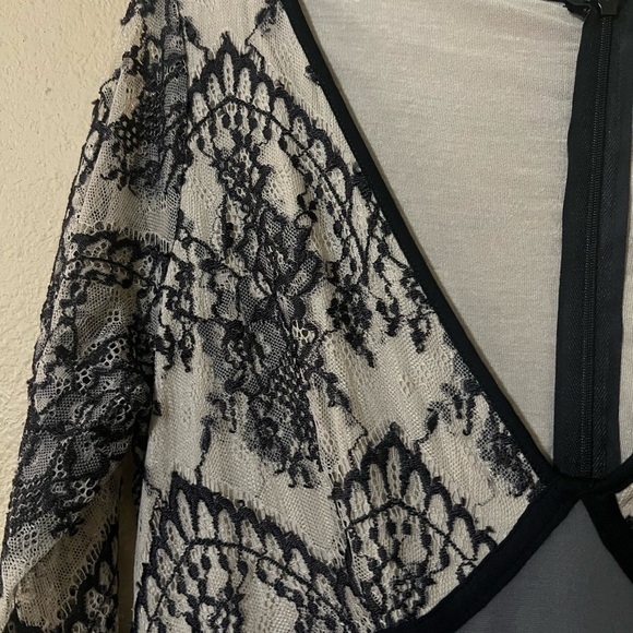 VENUS Black, Gray & Nude Lace Jumpsuit with Fitted Silhouette - Picture 5 of 11